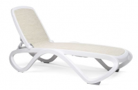 Шезлонг Omega cтопирующийся без подлокотников, белый каркас, стандартная цветная ткань (biege) Шезлонг Omega cтопирующийся без подлокотников, белый каркас, стандартная цветная ткань (biege)